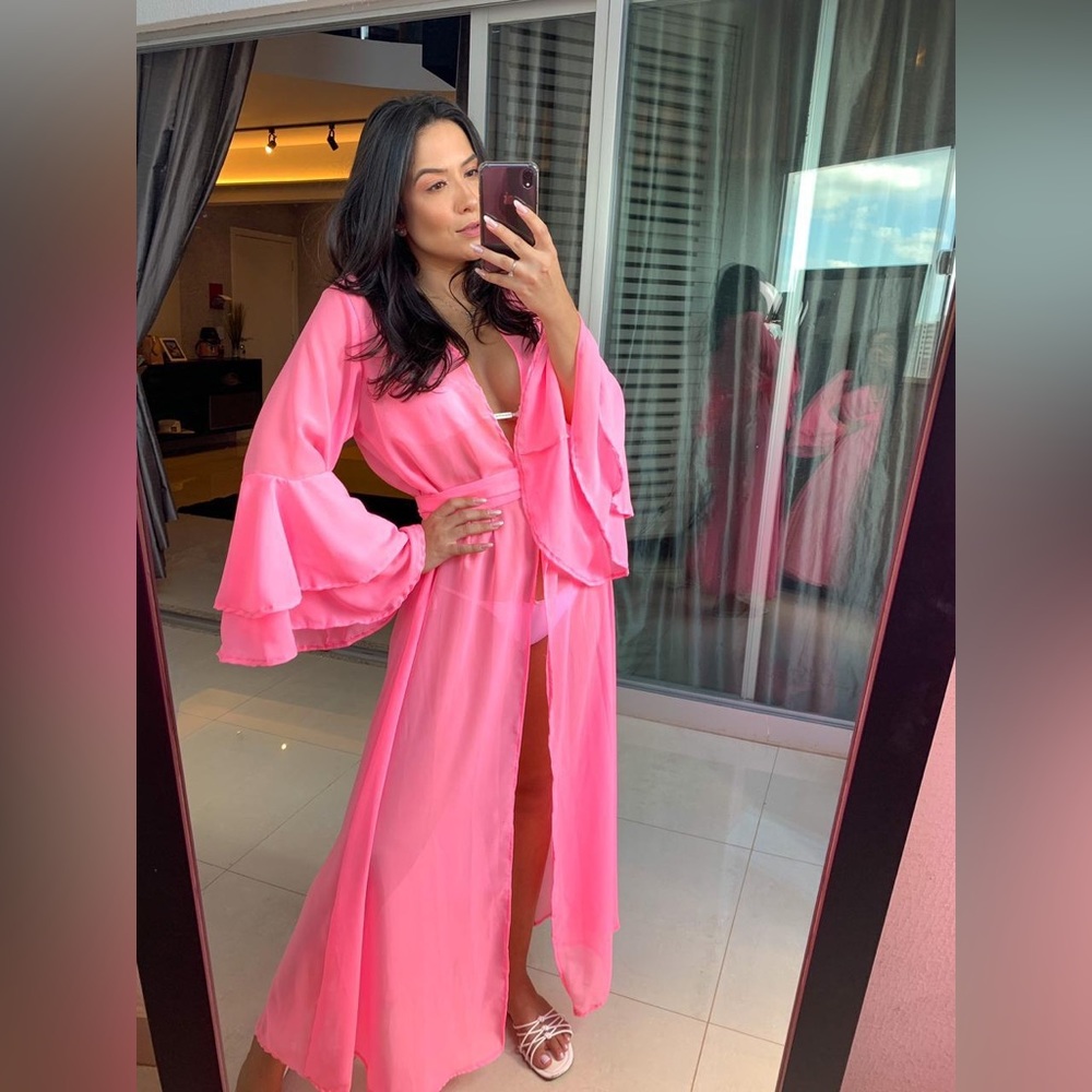 🩷 Beach Coverup 🩷 - Picture 1 of 3